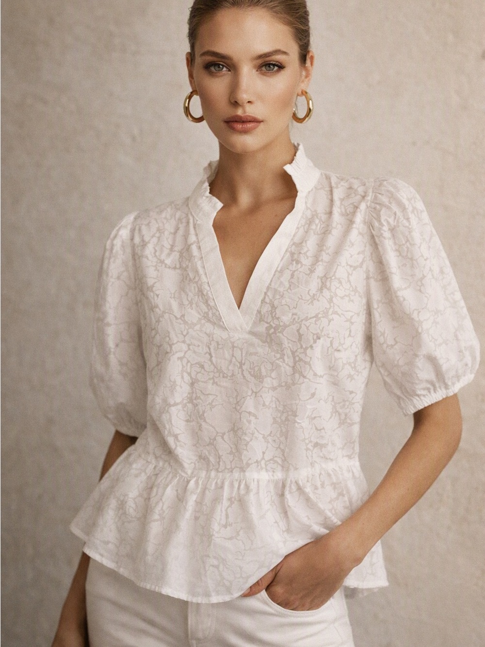 SELECTION/Femme White Textured Peplum Blouse Puff-Sleeve Semi Sheer Top